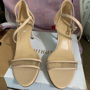 Michael Kors beige heels 7.5
